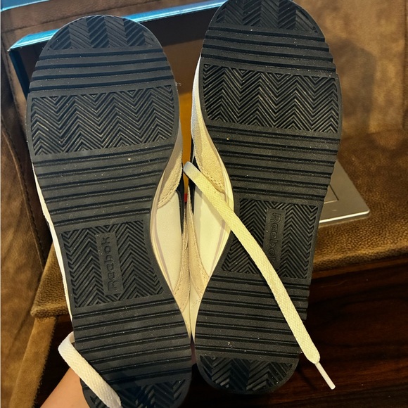 Women’s Reebok Fiori  sneakers - Picture 4 of 5